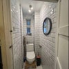 Photo 9: toilet