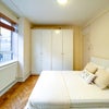 Photo 3: Room 1 En Suite