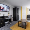 Photo 4: Room 6