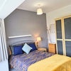 Photo 12: Room 6 En Suite