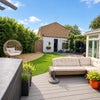 Photo 2: Garden with hot tub 