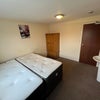 Photo 9: Room 8