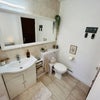 Photo 10: Kitchen 