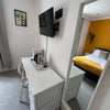 Photo 11: Room 3
