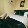 Photo 4: Bedroom