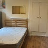Photo 2: En-suite Room