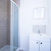 Photo 5: Ensuite to Room 3