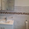 Photo 4: Bathroom 