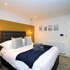 Photo 3: Room 6
