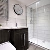 Photo 4: Room 6 Ensuite Bathroom