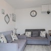 Photo 6: Lounge