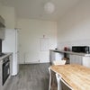 Photo 3: Kitchen