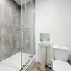 Photo 6: Room 1 En-suite