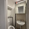 Photo 7: Washroom 