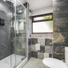 Photo 9: Bathroom x2