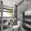 Photo 10: Bathroom x2