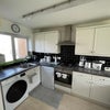 Photo 7: Spacious Kitchen Diner 