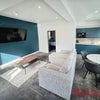 Photo 5: Room 1