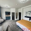Photo 11: Room 7