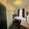 Photo 13: Room 10