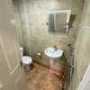Photo 4: en suite bathroom