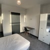 Photo 2: Room 1