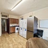 Photo 5: Kitchen