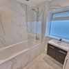 Photo 7: Main bathroom 
