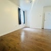 Photo 4: Lounge
