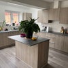 Photo 4: Kitchen