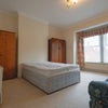 Photo 6: Room 2