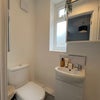 Photo 10: room 2 en-suite