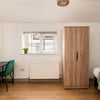 Photo 8: Room 5 - Double Offsuite