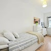 Photo 7: Single Room