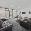Photo 5: Lounge