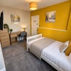 Photo 2: ROOM 1