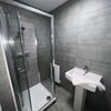 Photo 2: Room 1 Ensuite