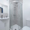 Photo 2: Room 4 En-Suite