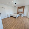Photo 5: First Floor Front (£1250pcm INC ALL BILLS)