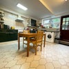 Photo 10: Kitchen