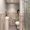 Photo 4: Room 4 - En-Suite