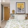 Photo 2: Single Ensuite
