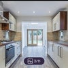 Photo 5: Kitchen 