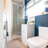 Photo 9: Room 6 Ensuite