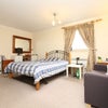 Photo 4: Room 2: £350 per week - En-suite Double room single use - £1,516 per month