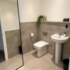 Photo 5: Extra batroom