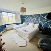 Photo 2: Double bedroom 
