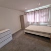 Photo 6: Double room sharing bathroom with One house mate