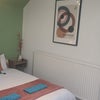 Photo 4: Room 4