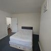 Photo 3: Room 1